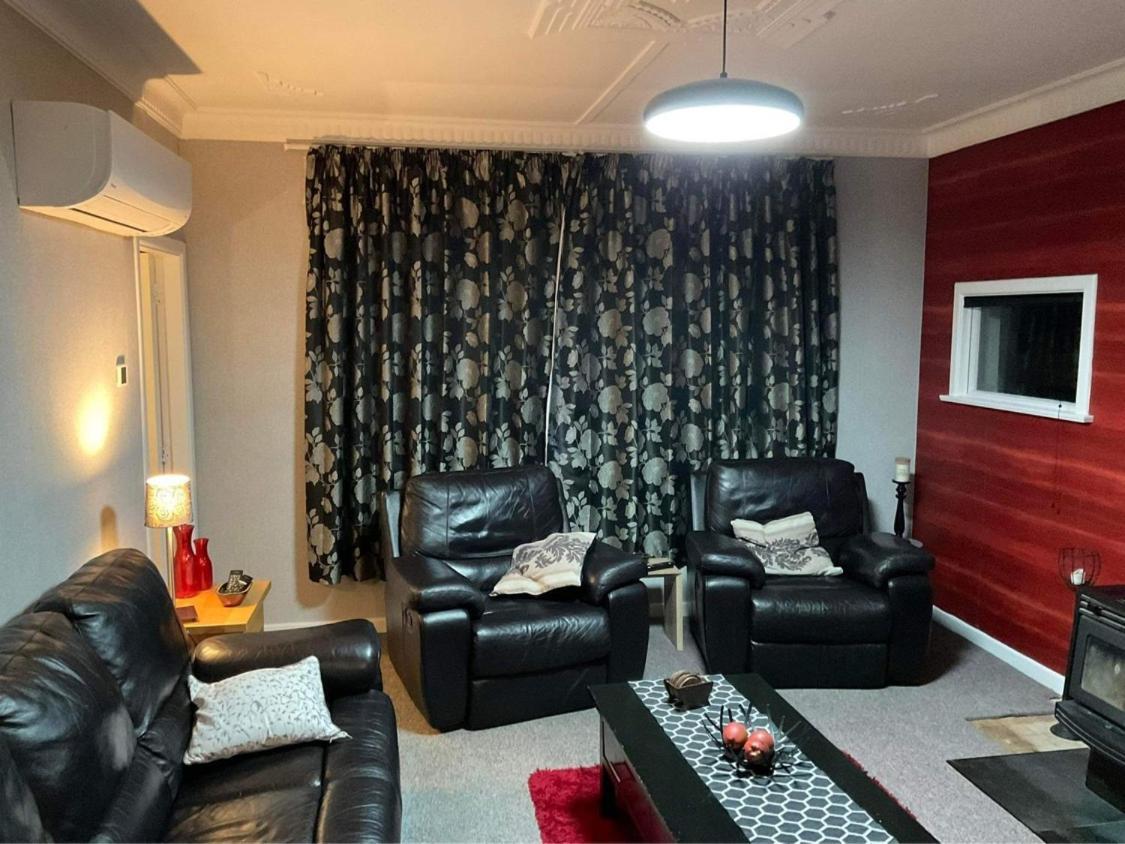 Апартаменты Bungalow On Centre Инверкаргилл Экстерьер фото